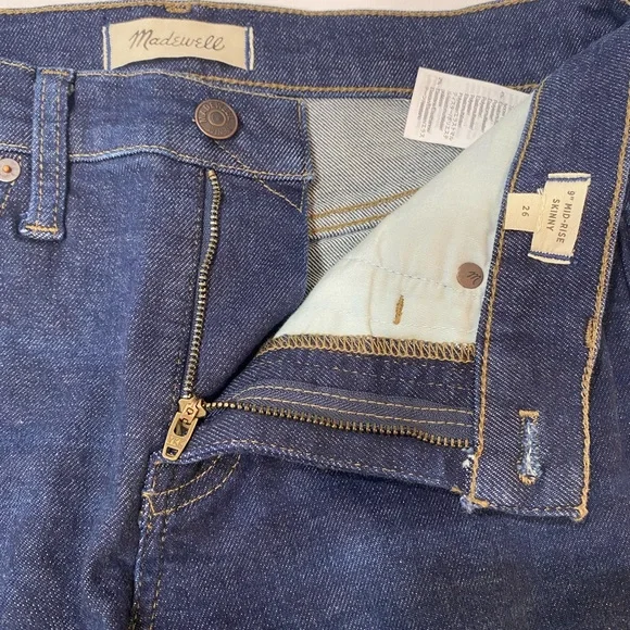 Madewell 9” Mid-Rise Skinny Jeans - Picture 2 of 8